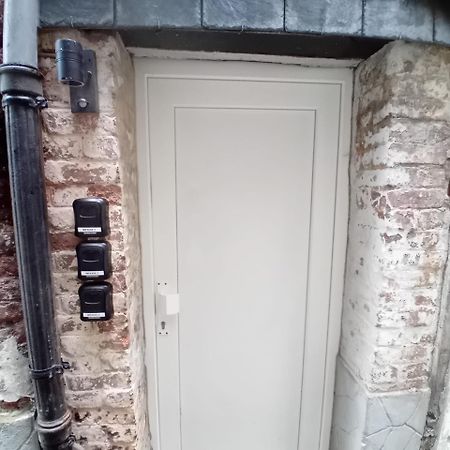 Apartamento Impasse 2 Fosses-La-Ville Exterior foto